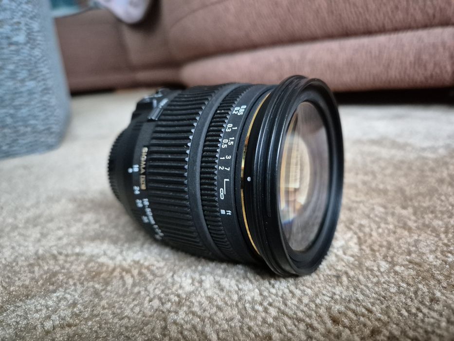 Câmara fotográfica Nikon D80 com punho