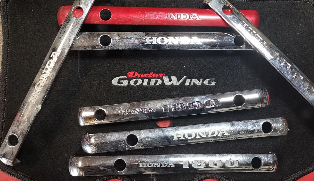Napis honda listwa dekiel zaworowy prawa lewa honda goldeing gl1800