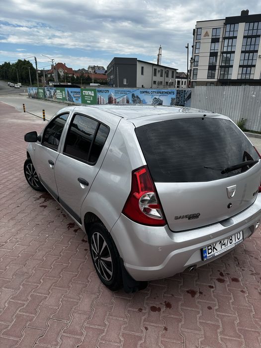 Dacia sandero AC. 1.2 LPG