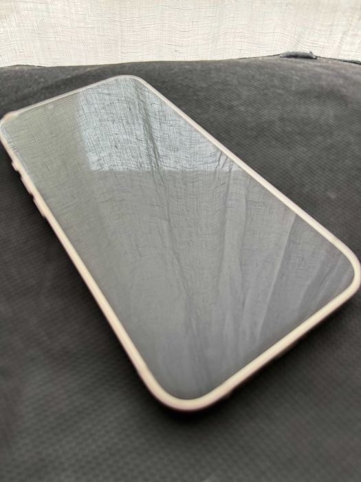 iPhone 13 White in Very Good Condition64409551300098123