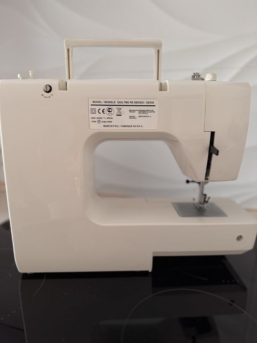 Продам швейную машинку Toyota Quilt M5 RS Series