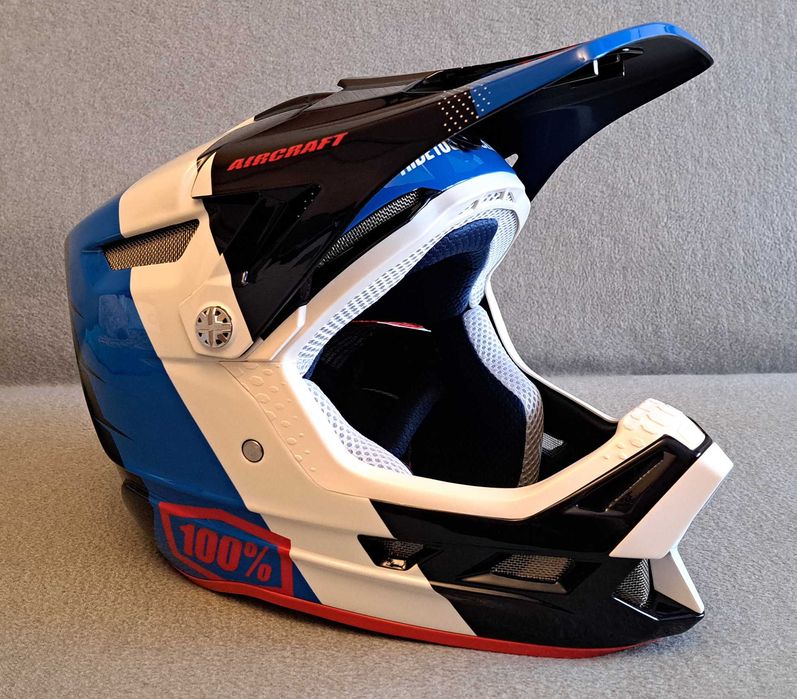 100% Aircraft Carbon Kask DH Enduro rozm M