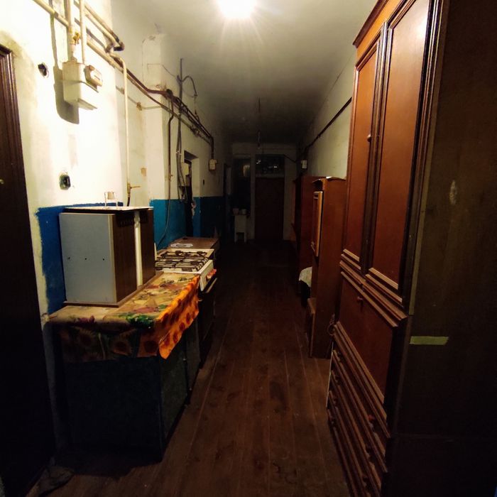 Продам кімнату р-н зіньківського переїзду