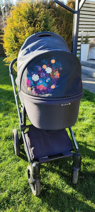 Wózek 2 w 1 czarny gondola spacerówka Invictus V-plus