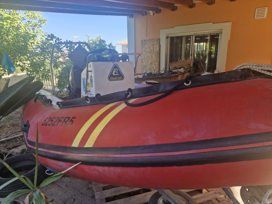 Barco semi rígido Barcoeste