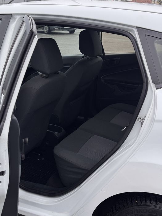 Продам Ford Fiesta 2011