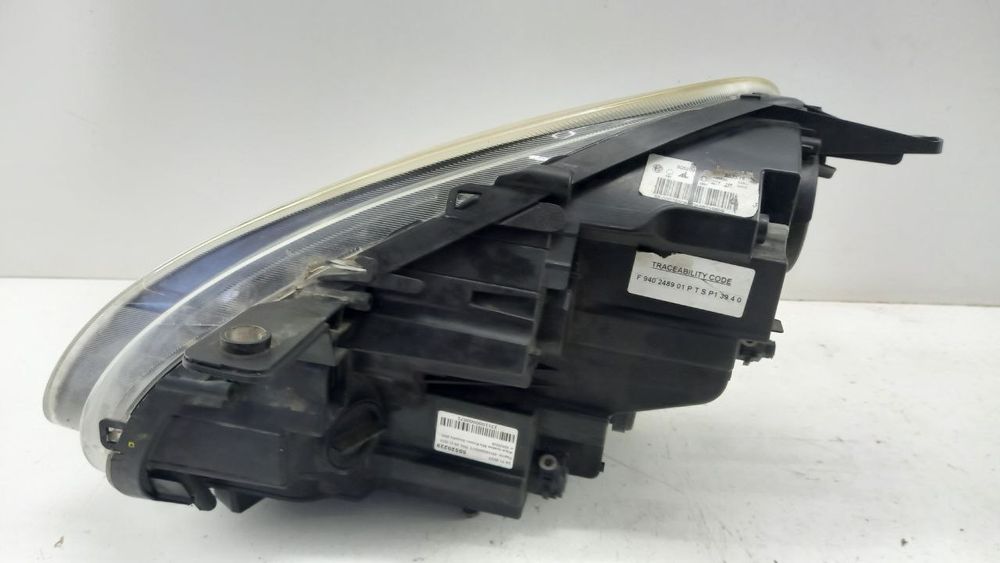 Фара правая Alfa Romeo Giulietta 2011 50520229