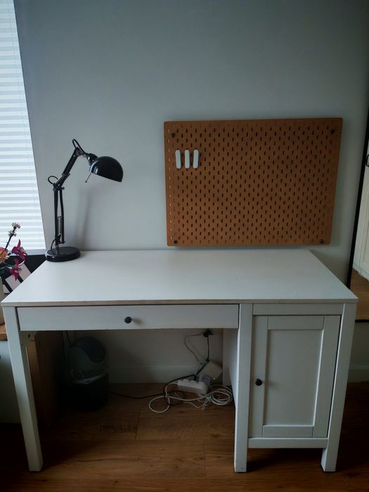 Biurko IKEA Hemnes