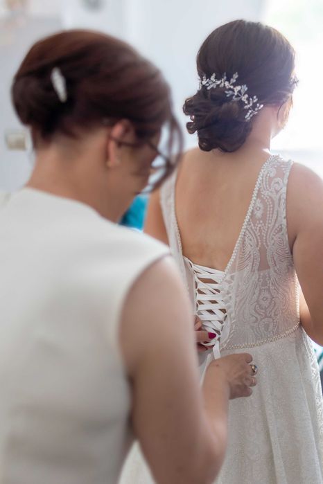 Piękna suknia ślubna