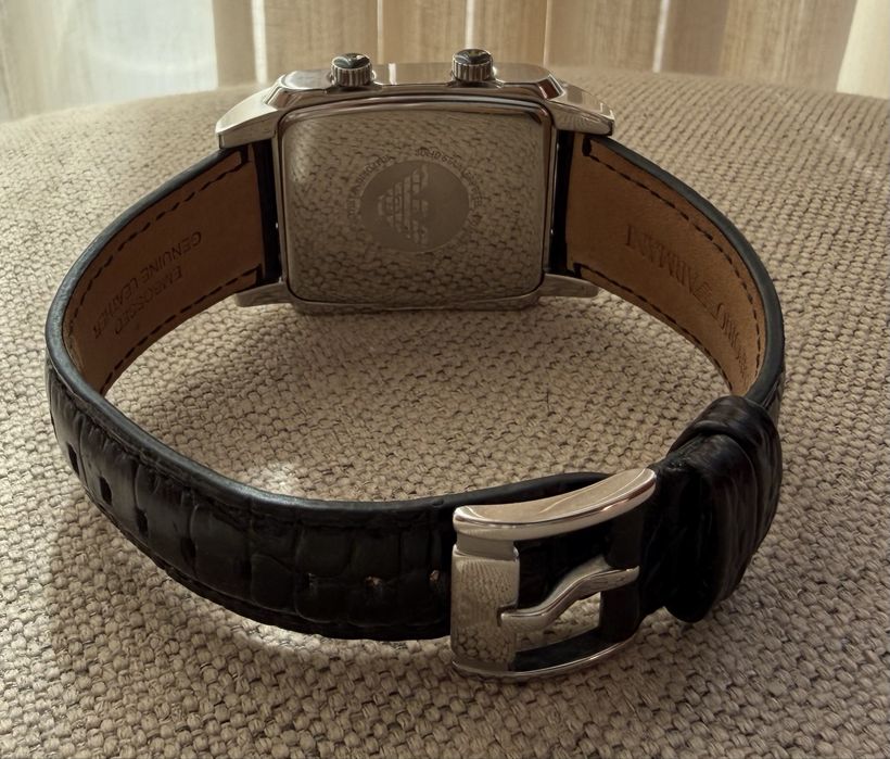 Relógio Emporio Armani dual time