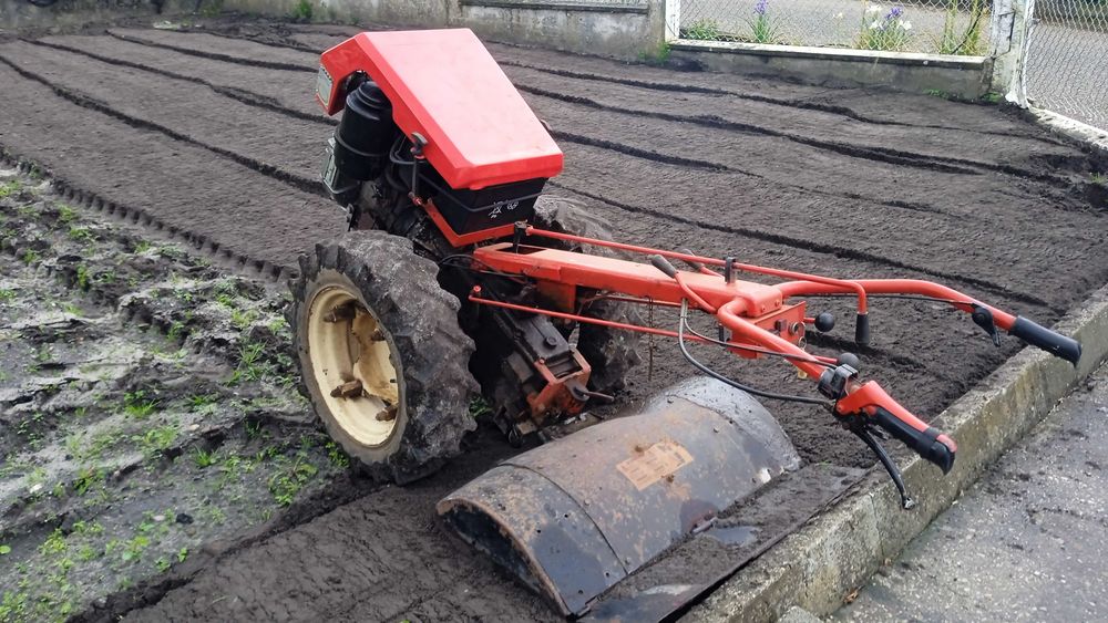 Moto-cultivador Lombardini Trator Valpadana a Bateria Pega de Chave