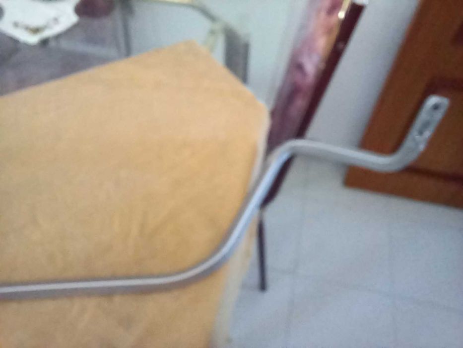 Pé-Base para Televisão (LCD)