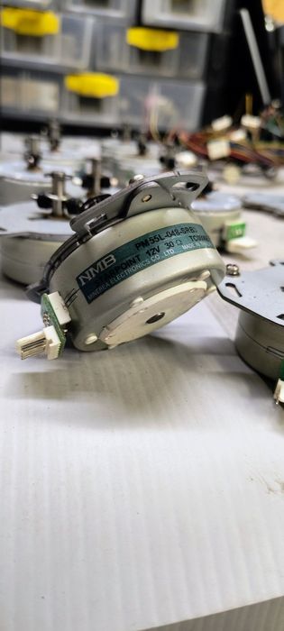 NMB silniki krokowe,Bipolarne 12v,MINEBEA ELECTRONICS