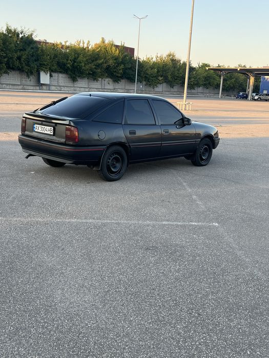 Продам Opel Вектра А 2.0
