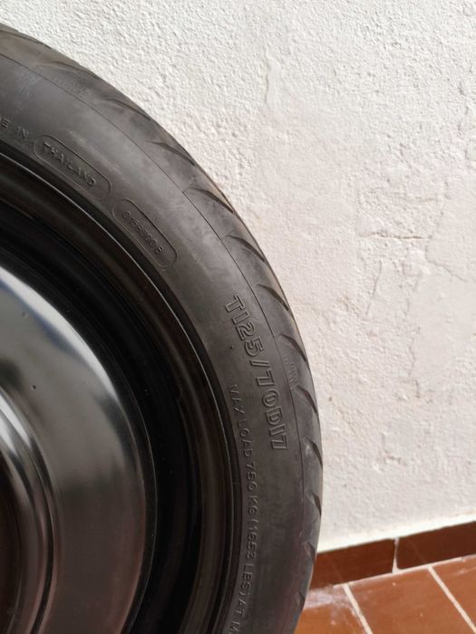 Pneu suplente TOYOTA COROLLA X R16 5x114,3x60,1