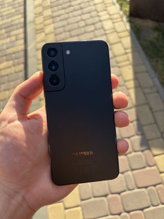 Samsung Galaxy S22 128 ГБ Phantom Black