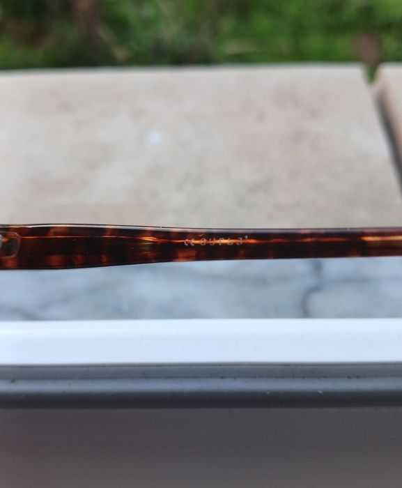 Óculos de sol da GUESS