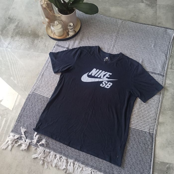 Granatowa  koszulka t-shirt Nike SB L