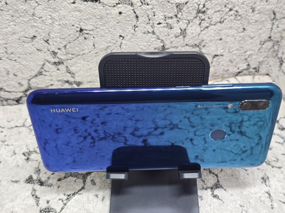 Смартфон Huawei p smart