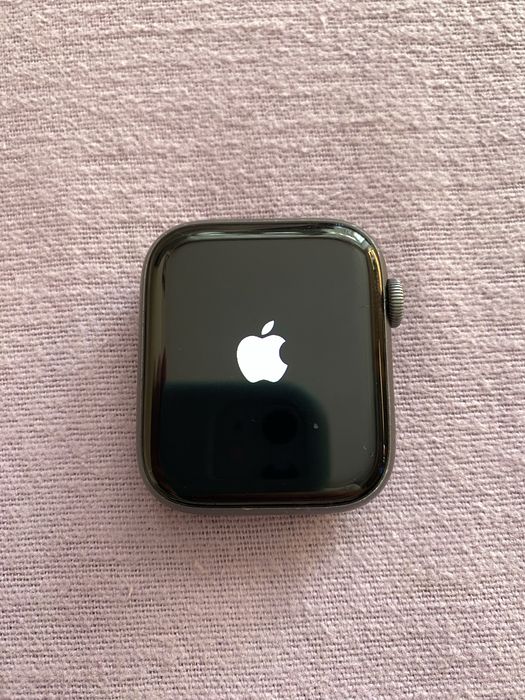 Apple Watch Series 4 GPS + LTE 44mm