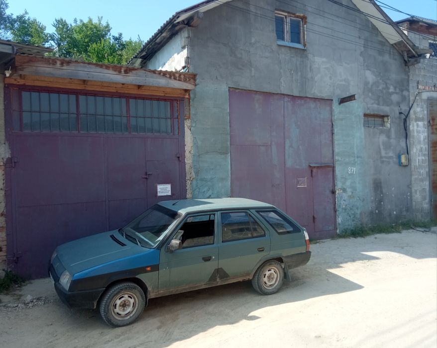 Гараж-майстерня, цех