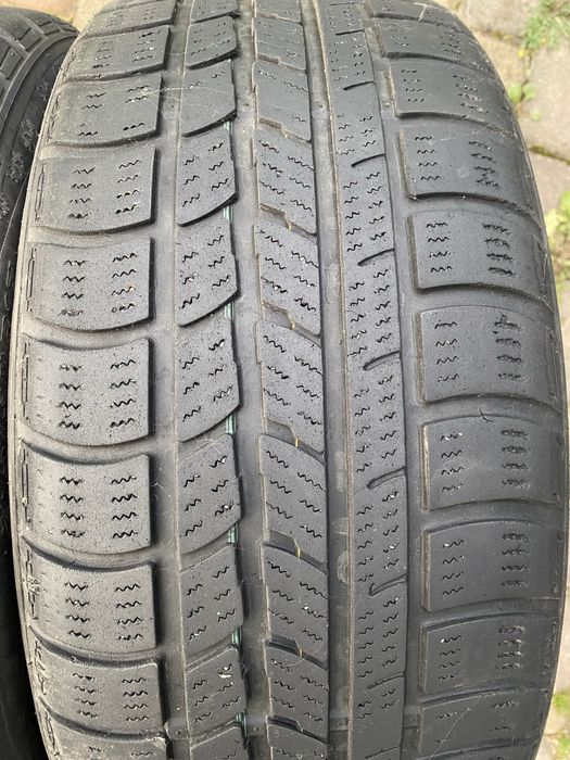 Автошини  215/50/17 NEXEN WlNGUARD зима протектор 6-7 мм