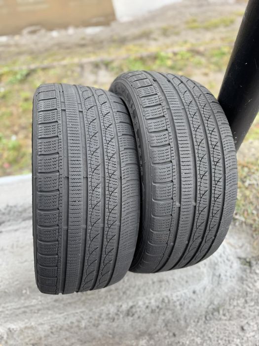 Зимові шини Tracmax 235/45 R17