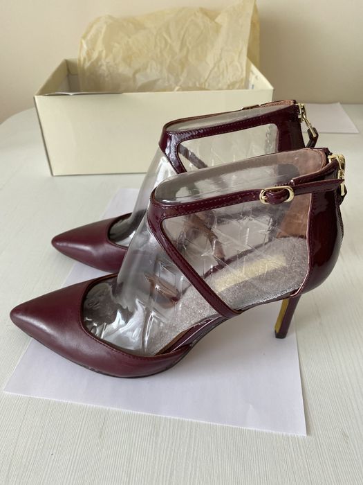 Bordowe skorzane szpilki Ralph Lauren 38