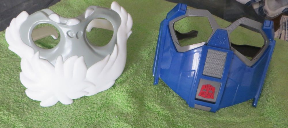 Máscaras em óculos personagens Transformers e Plants Zombies
