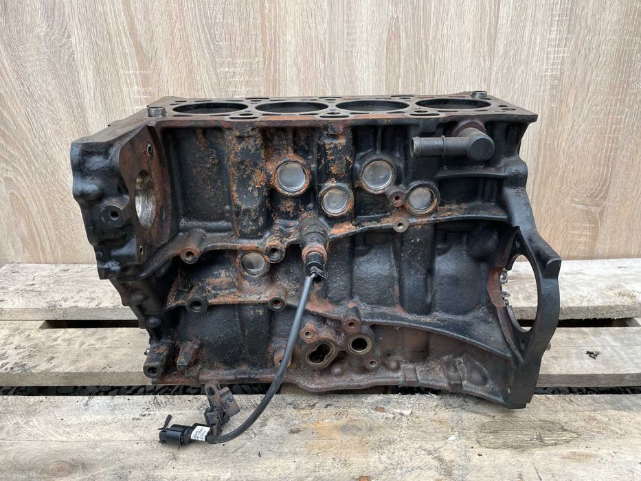 Блок Циліндрів пиньок низ Двигуна Двигатель Kia D4HB Hyundai 2.2
