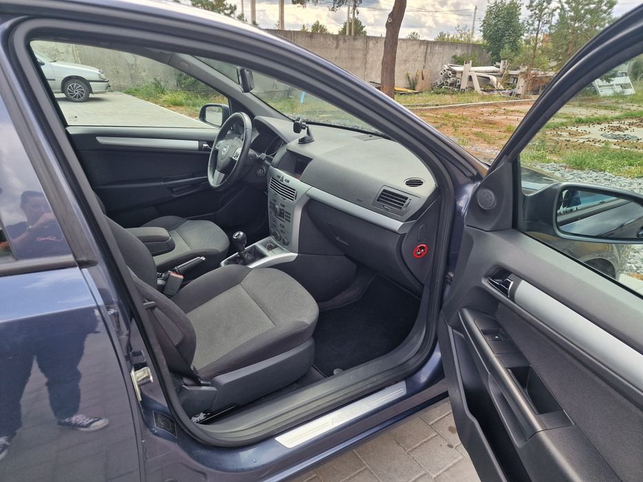 Opel Astra H 2009 рік