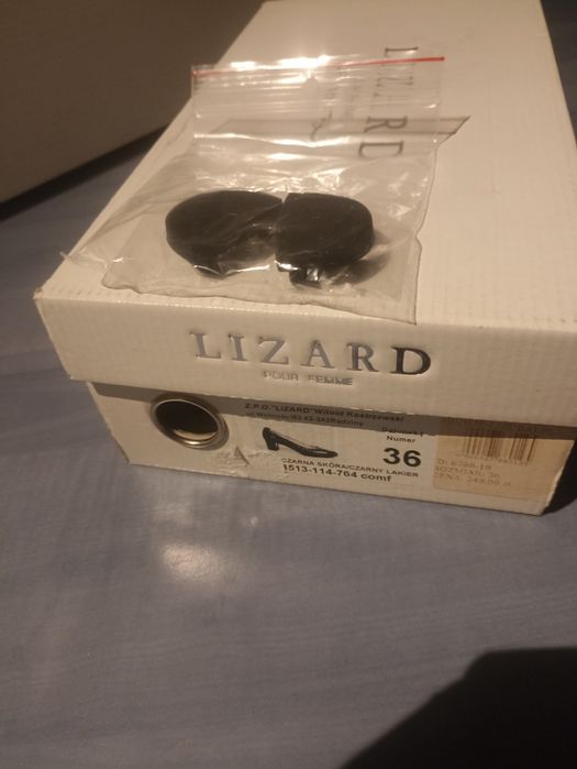 Skórzane czarne czółenka r. 36