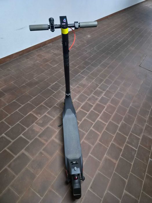 Trotinete eléctrica Xiaomi 4Lite 2ndGen