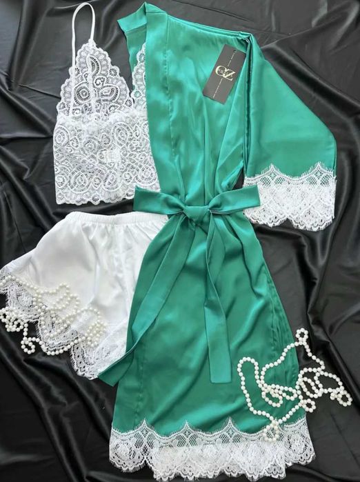 Шовковий халат для дому та мереживний топ з шортиками 42/44/46/48/50