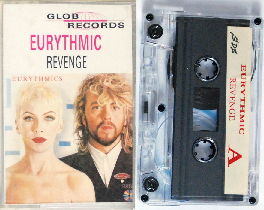 Eurythmics - Revenge (kaseta)