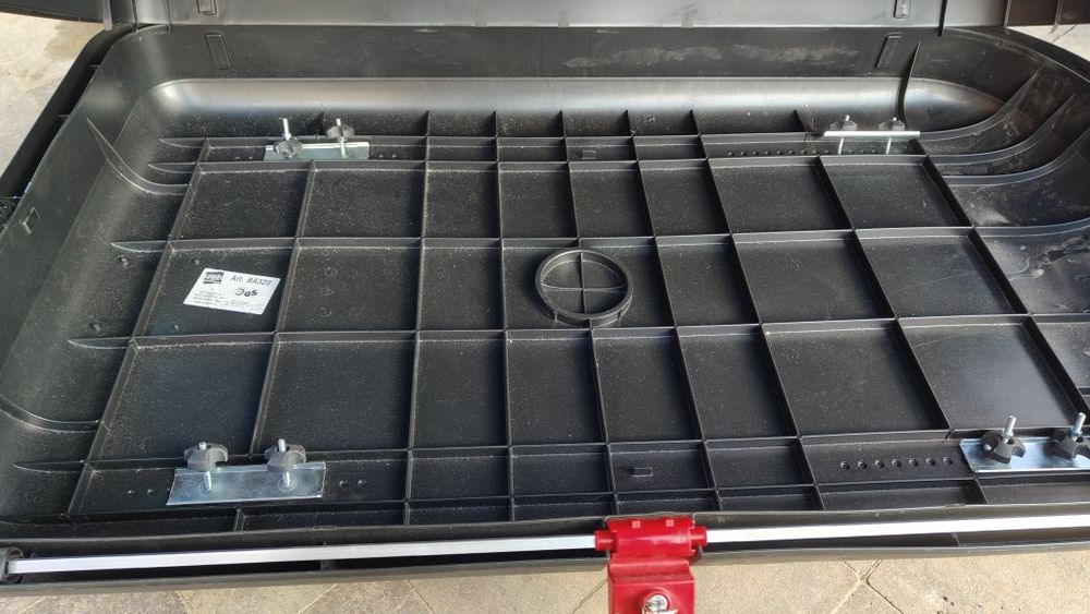 Бокс на дах автомобіля, автобагажник 320 літрів