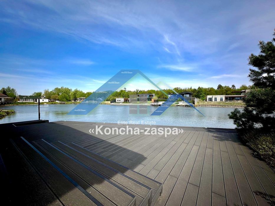Новый дом в закрытом городке.