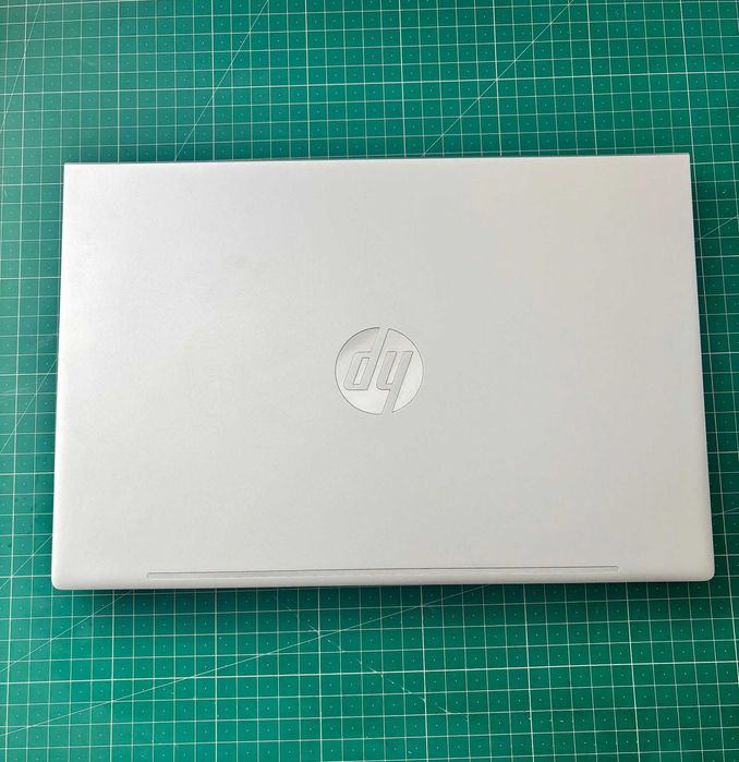 Portátil HP ProBook 430 G8