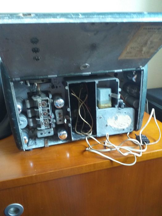 Radio antigo General Electric