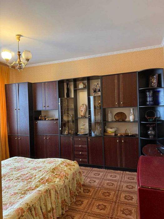 Пропонується до продажу трикімнатна квартира в районі Масани!