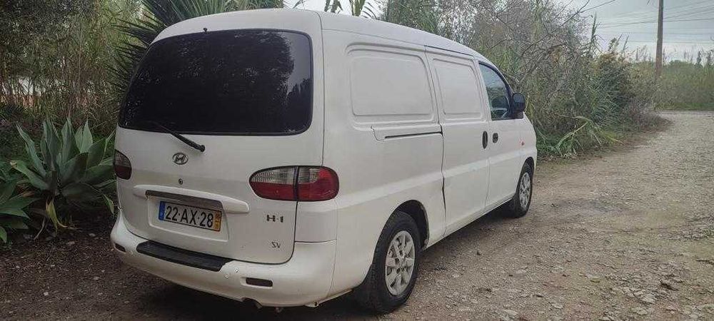 Comercial Convertida em Camper Hyundai H1.