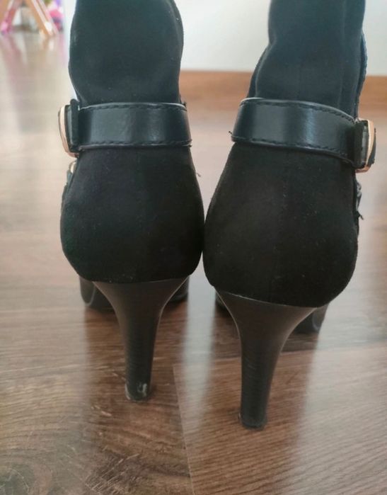 Kozaki damskie na szpilce