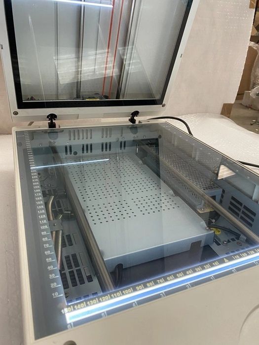 Комплект для оцифрування фотоплівок та слайдів  Microtek 9800XL + TMA 1600. Майже новий.