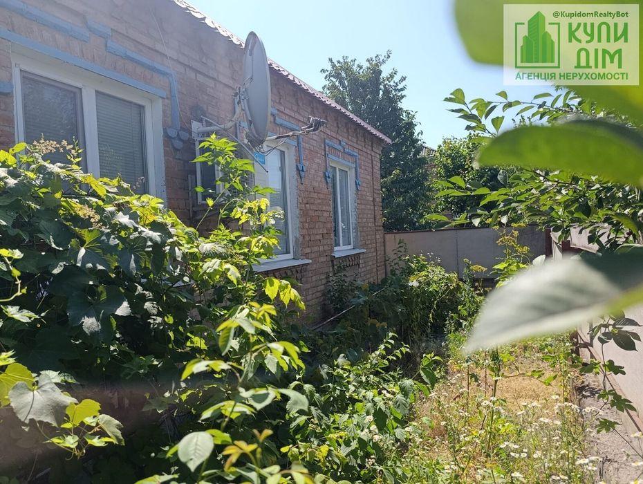 Продаж будинку на кущівці