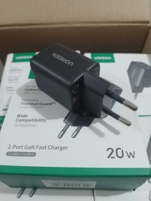 Швидка зарядка Ugreen GaN 20w(тайпс+юсб)