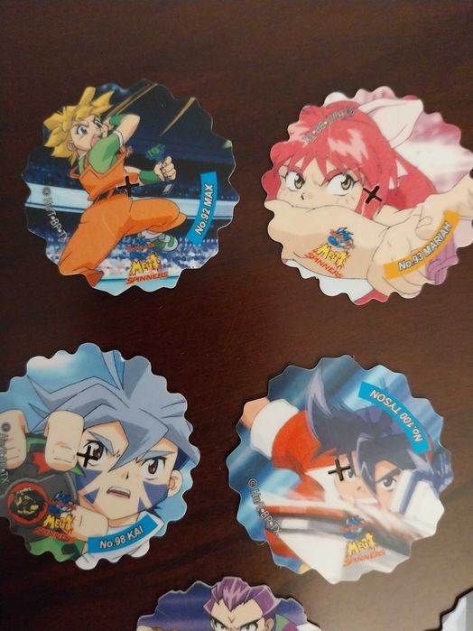 Lote 8 Beyblade Mega Spinners