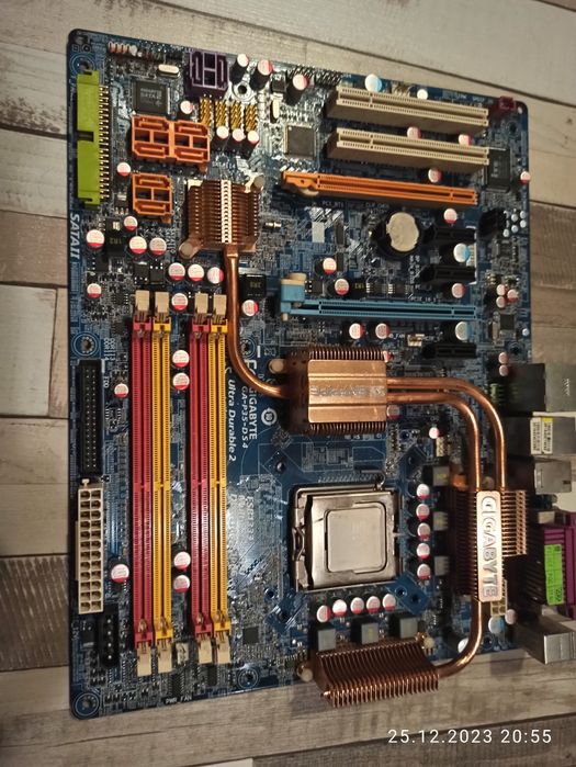 Plyta ga-p35 ds4 + xeon e 5440 +2x2gb ddr2