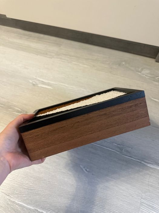 Деревʼяна шкатулка