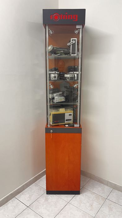 Rotring Display Cabinet with Light64285172847362120