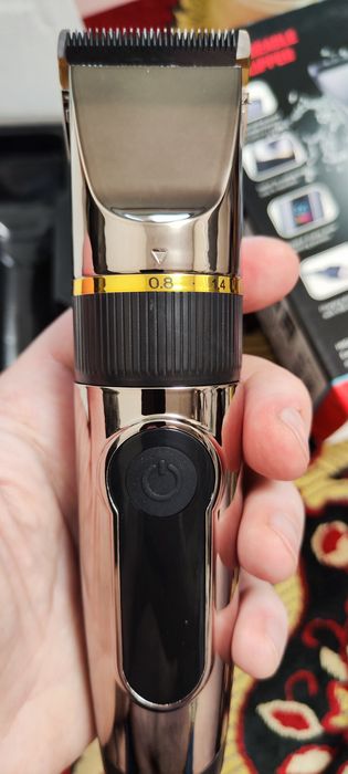 Машинка для стрижки RFC-690